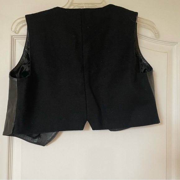 Gap Kids Black Leather Vest - Girls Size XL Age 11-12 - Leather Wool - Picture 3 of 4